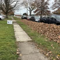 A&G_LeavesCleanFrontyard